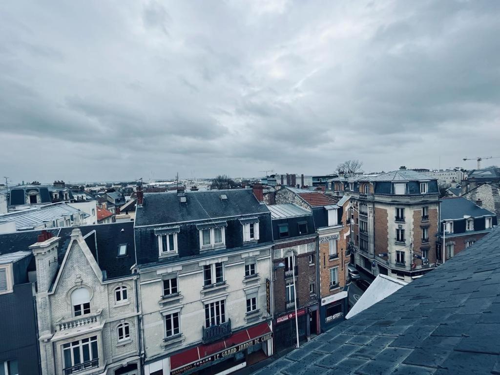 Le Sacre, Au Pied De La Cathedrale Apartamento Reims Exterior foto